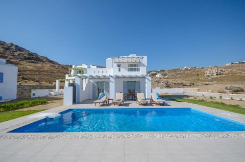 Villa-with-private-pool