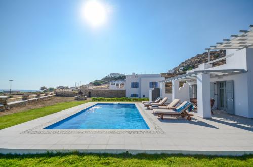 Luxury-villa-in-Naxos